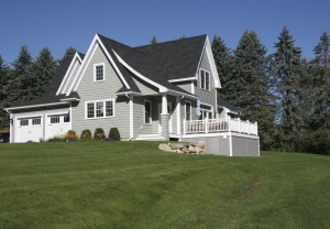 it took a long time - 14 months, but we finally did it. We moved out of "the big house" on Waterloo Circle in June 2014, lived at the beach